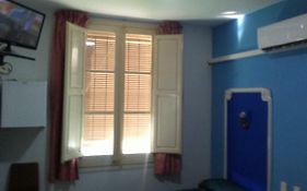 Hostal Porta de Ferro